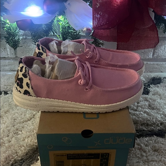 Hey Dude Kids Pink Moccasins with Leopard Print - Picture 6 of 7